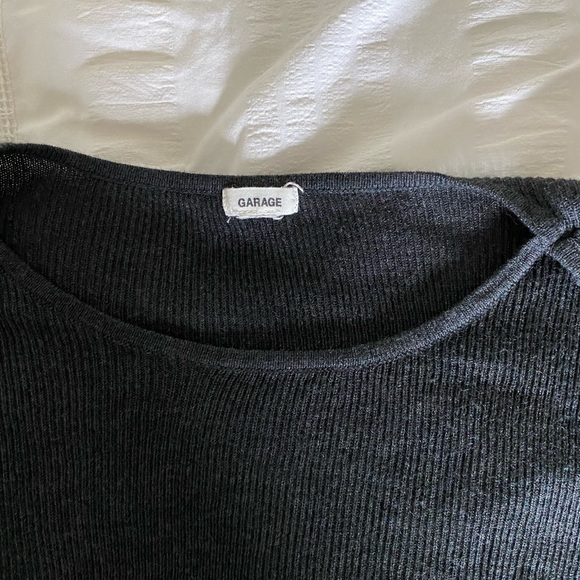 Grey long sleeve - Picture 3 of 4